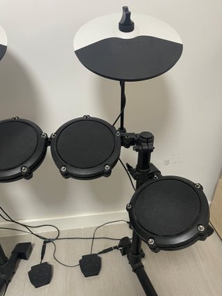 Batería Electrónica Alesis Debut Kit Negra