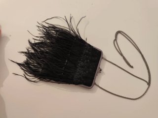 Bolso de fiesta negro plumas y lentejuelas
