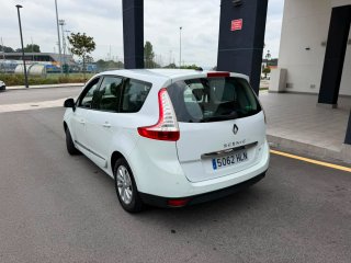 Renault Grand Scenic 2013