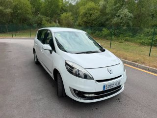 Renault Grand Scenic 2013