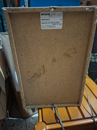 Altavoces Aiwa