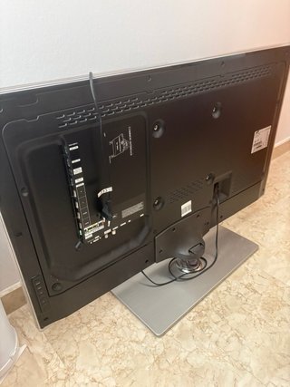 TV Samsung 40” LED Smart TV