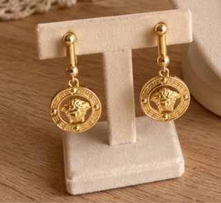 Conjunto Versace Collar, Pendientes y Anillo Oro
