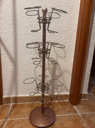 Botellero metálico espiral