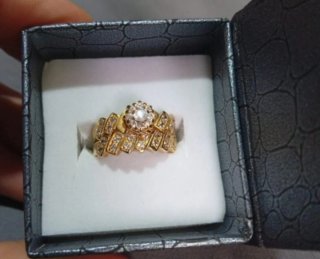 Anillo de compromiso oro con diamantes