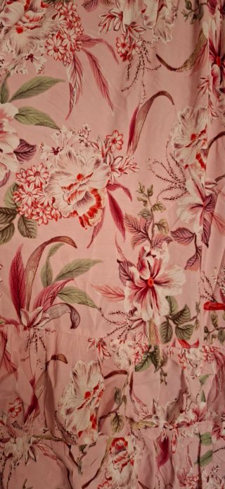 Vestido Jaase floral rosa