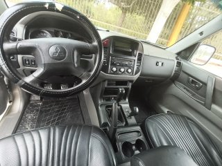 Mitsubishi Montero 2006