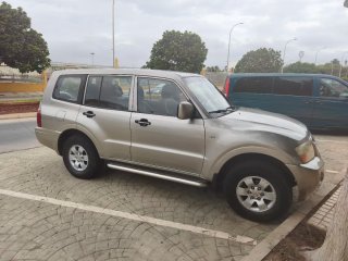 Mitsubishi Montero 2006