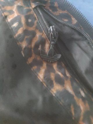 Plumífero Adidas Estampado Leopardo