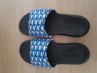 Chanclas Nike Azul y Negro