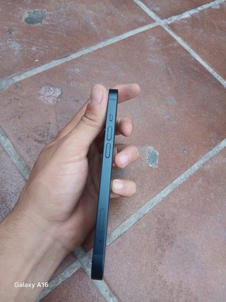 iPhone 14 Azul Marino