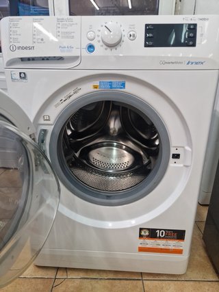 Lavadora y secadora Indesit 7/6 kg