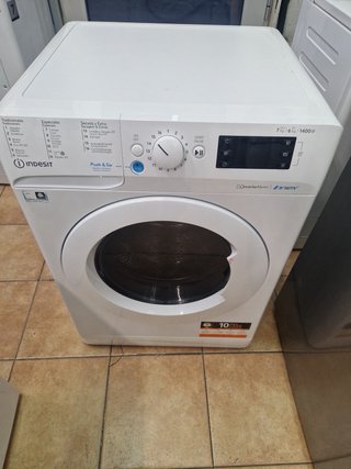 Lavadora y secadora Indesit 7/6 kg