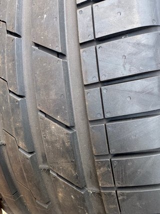 Neumático275/35 ZR20 102Y XL