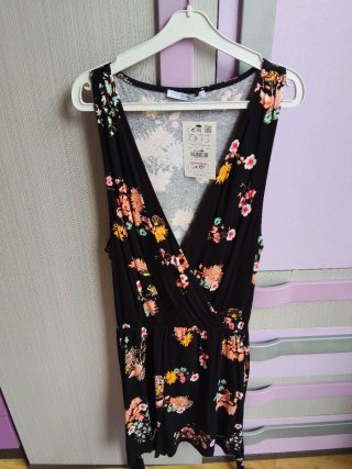 Divertido. Mono. De. Flores.T.L