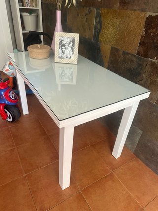 Mesa comedor convertible a camilla