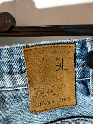 Jeans strappati blu