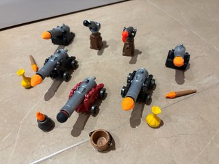 Lote Playmobil cañones y accesorios
