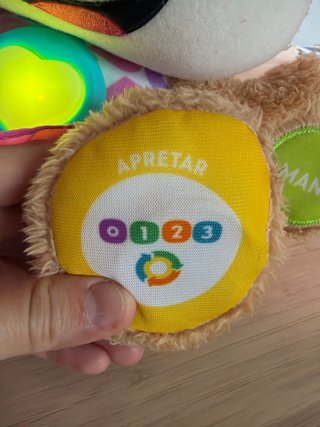 Peluche musical perrito Fisher-Price