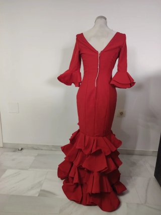 Vestido de flamenca rojo volantes