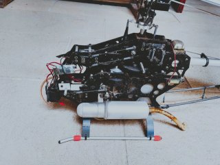 Helicóptero RC y repuestos. Escucho ofertas