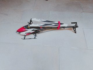Helicóptero RC y repuestos. Escucho ofertas