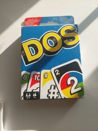 Juego de cartas DOS