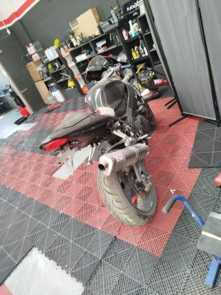 Suzuki GSX-R600 Negra
