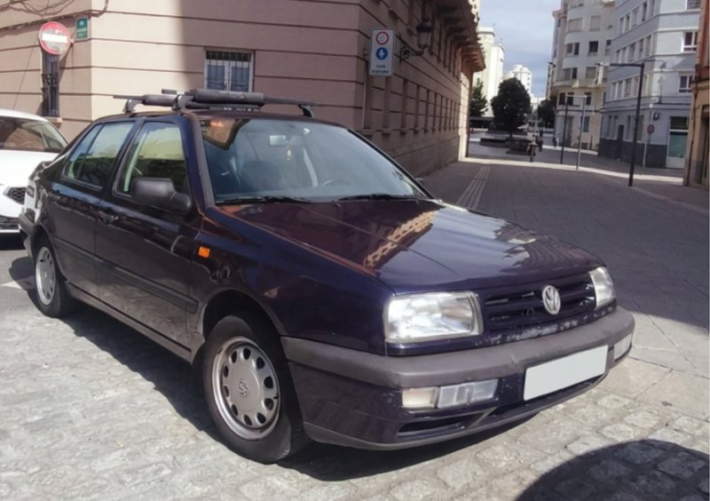 Volkswagen Vento 1.6 gasolina — 1994 - foto 1