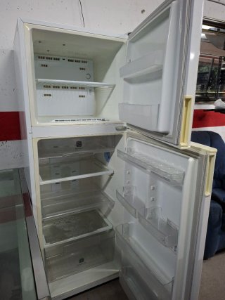 Nevera blanca Samsung y Teka