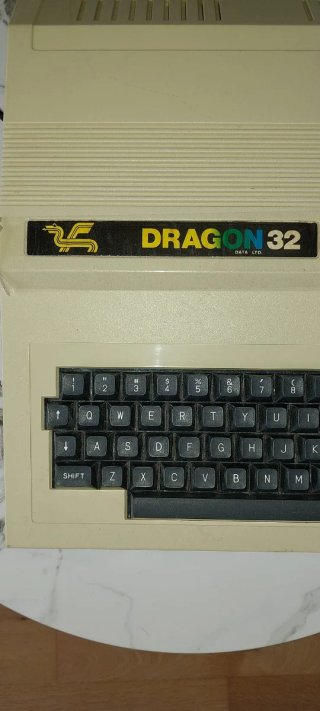 Ordenador Retro Dragon 32 - Funciona
