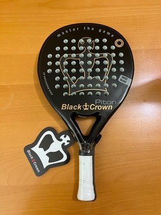 Pala Black Crown Piton + Bolsa y Neceser