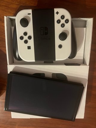 Nintendo Switch Oled Blanca y Negra