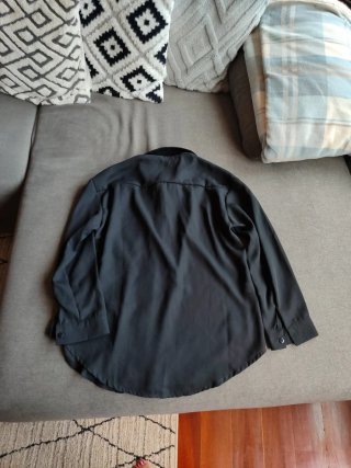 Blusa negra elegante