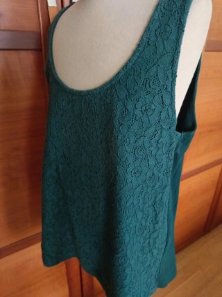 Camiseta verde tirantes anchos