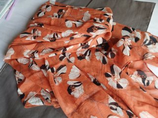 Foulard Pikolinos Naranja y Blanco