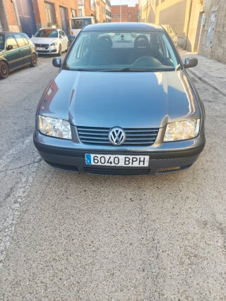 Volkswagen Bora 2002