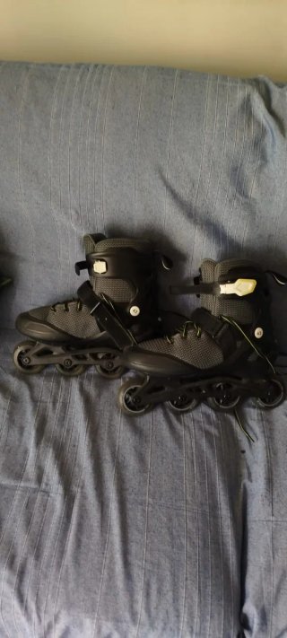 Patines en línea negros talla 43