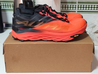 Altra Mont Blanc