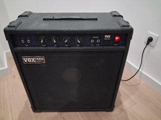 Amplificador Bajo VOX Venue Bass 100