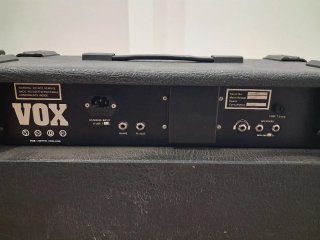 Amplificador Bajo VOX Venue Bass 100
