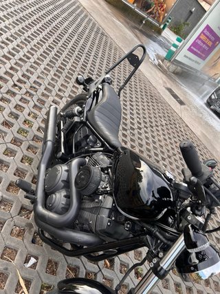 Yamaha XV950 Custom Negra