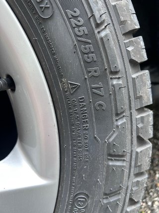 4 ruedas Michelin Agilis CrossClimate 225/55/17