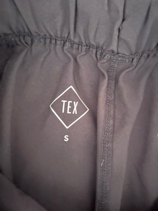 Pantalón corto negro