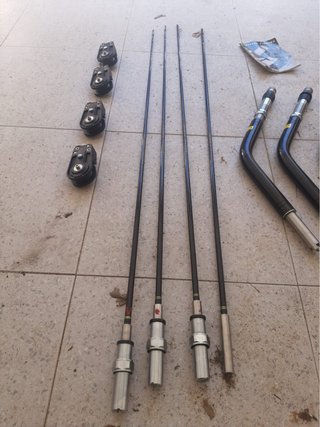 Carreto de pesca completo com cana