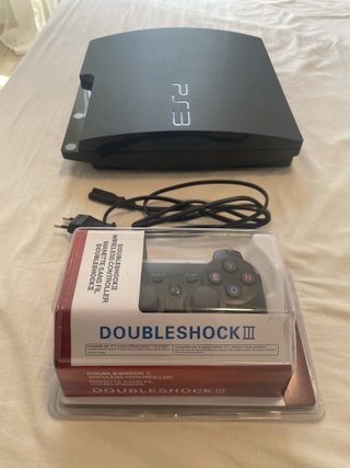 Playstation 3 (PS3) 120GB + Evilnat 4.93 + 1 Mando
