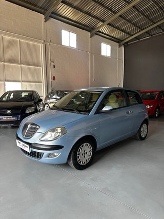 Lancia Ypsilon