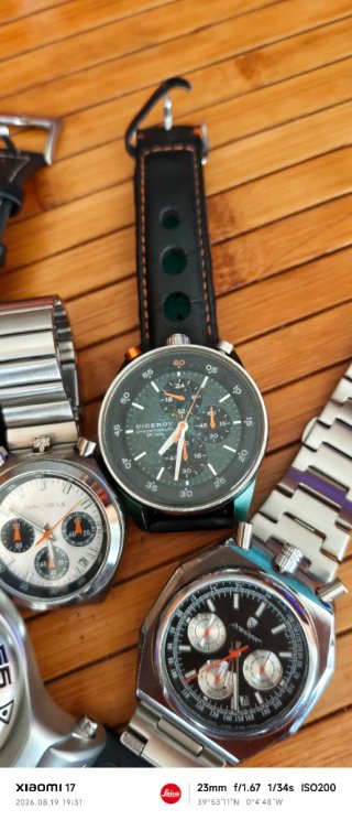Lote 5 Relojes Cronógrafo Deportivos Bullhead