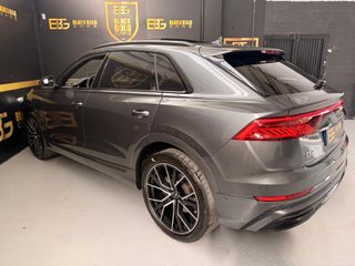 Audi Q8 50 TDI 210kW Black Line Plus quattro tip