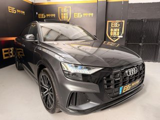 Audi Q8 50 TDI 210kW Black Line Plus quattro tip